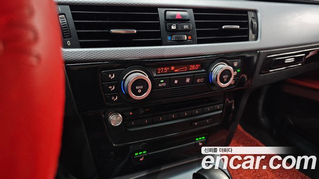 BMW 3-Series 2009 — photo 19