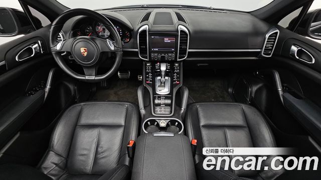 Porsche Cayenne 2012 — photo 7