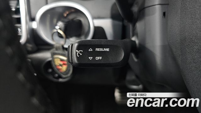 Porsche Cayenne 2012 — photo 16