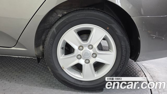 Kia Porte 2013 — photo 5