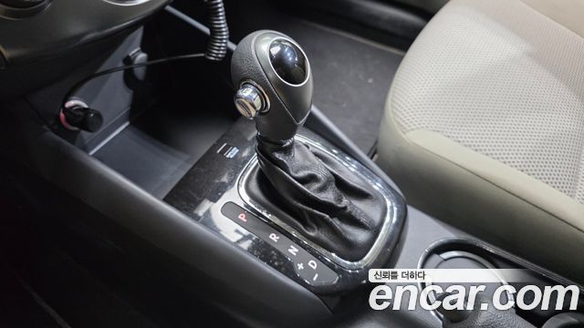Kia Porte 2013 — photo 9