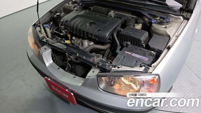 Hyundai AVANTE 2002 — photo 6