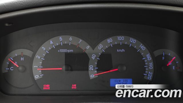 Hyundai AVANTE 2002 — photo 8