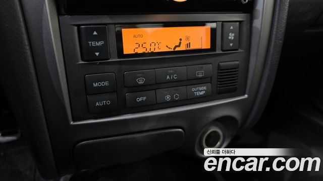 Hyundai AVANTE 2002 — photo 14