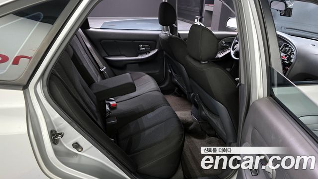 Hyundai AVANTE 2002 — photo 20