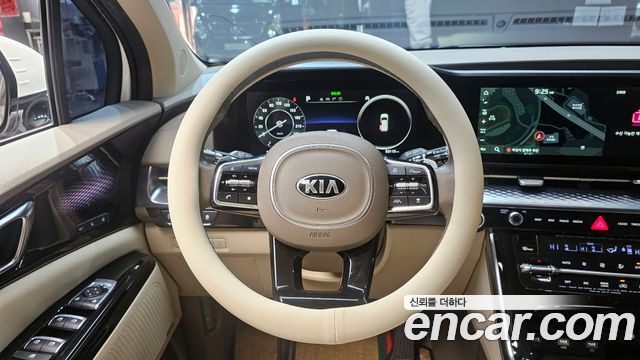 Kia Canival 2021 — photo 14