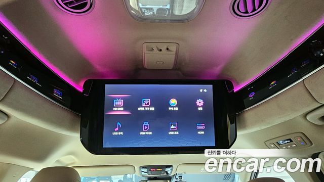 Kia Canival 2021 — photo 18