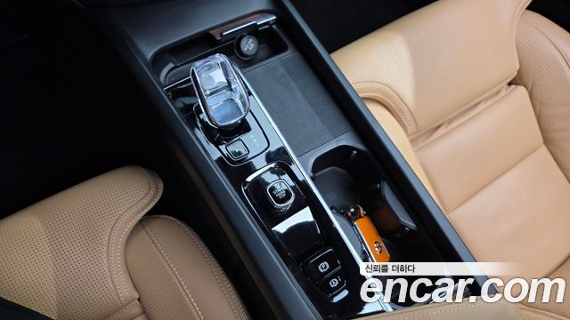 Volvo V60 2023 — photo 9