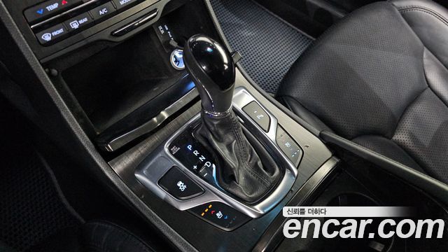 Hyundai Grandeur 2016 — photo 9
