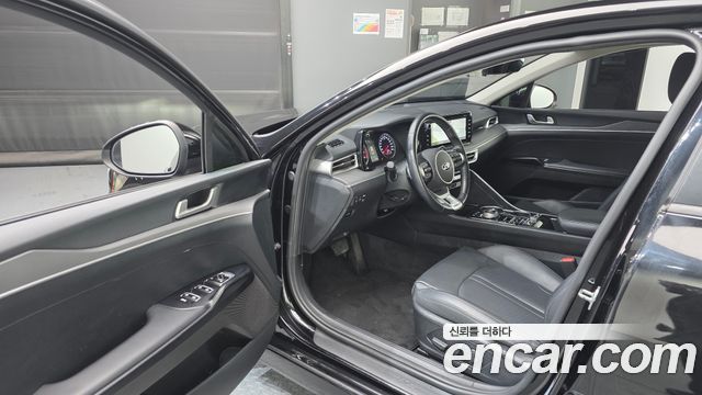 Kia K5 2021 — photo 10