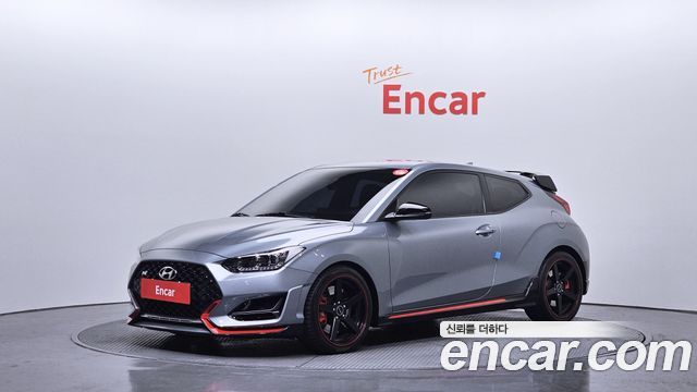 Hyundai Veloster 2019 — photo 1
