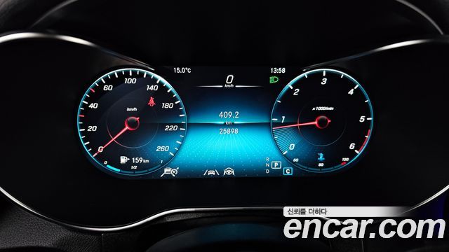 Mercedes-Benz GLC-Class 2021 — photo 8