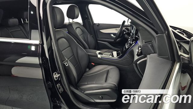 Mercedes-Benz GLC-Class 2021 — photo 10