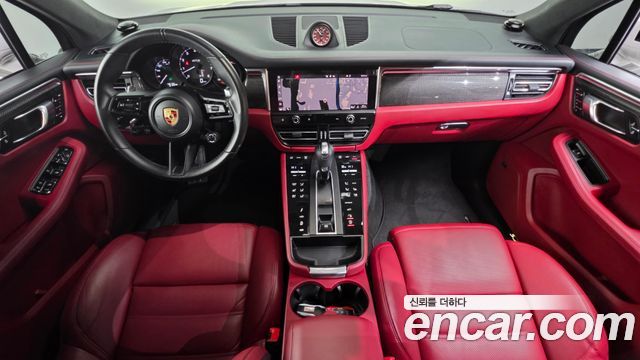 Porsche Macan 2023 — photo 7