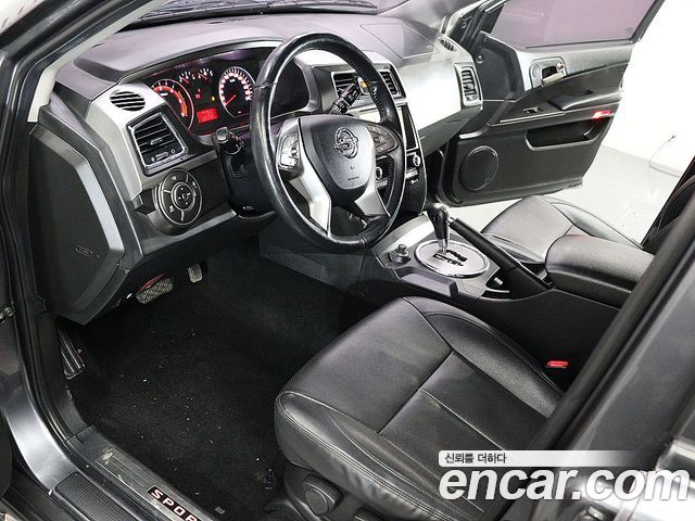 KG Mobility KORANDO 2017 — photo 17