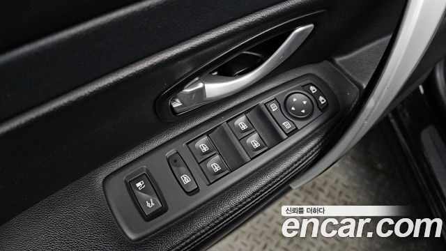 Renault Korea SM5  2016 — photo 13