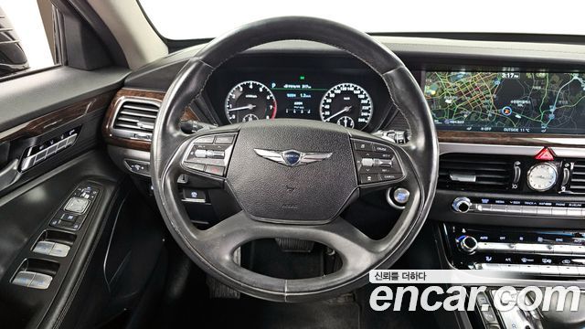 Genesis EQ900 2016 — photo 13