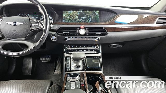 Genesis EQ900 2016 — photo 14