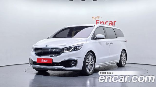 Kia Canival 2016 — photo 1