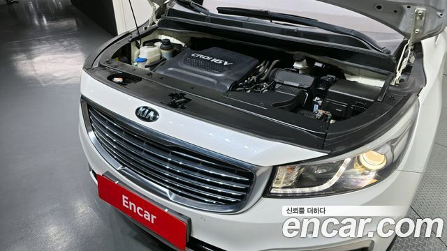 Kia Canival 2016 — photo 6