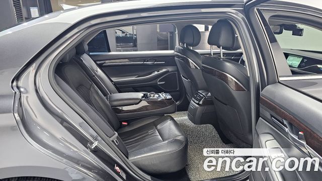 Genesis EQ900 2018 — photo 12