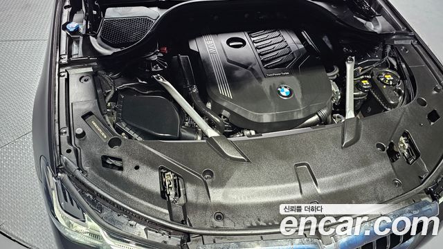 BMW Gran Turismo 2023 — photo 6