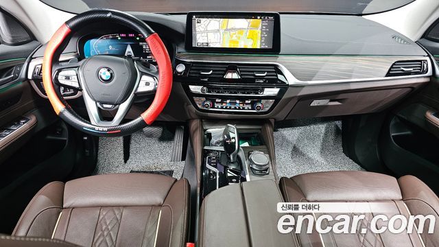 BMW Gran Turismo 2023 — photo 7