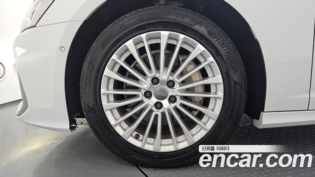 Audi A6 2020 — photo 5