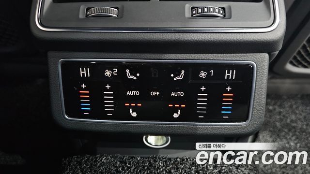 Audi A6 2020 — photo 18