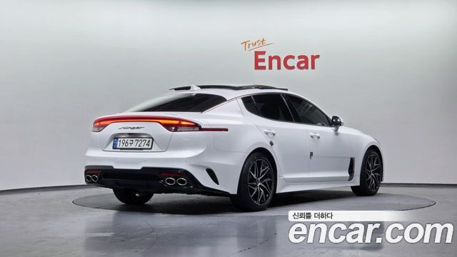 Kia Stinger 2021 — photo 2