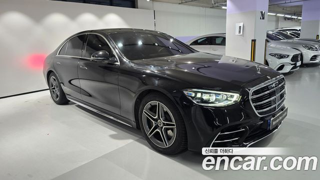 Mercedes-Benz S-Class 2023 — photo 2