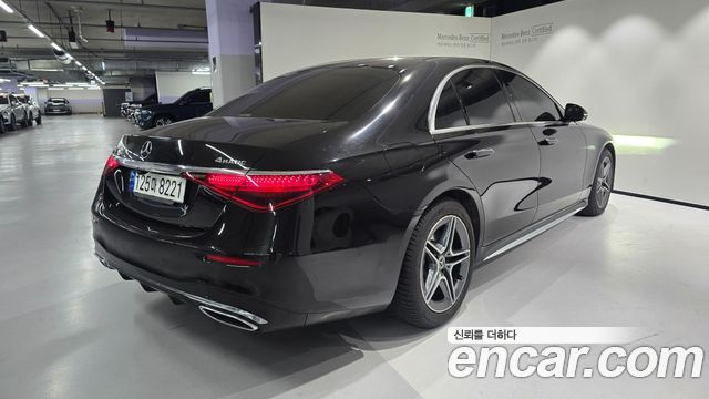 Mercedes-Benz S-Class 2023 — photo 4