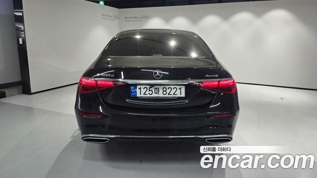 Mercedes-Benz S-Class 2023 — photo 7