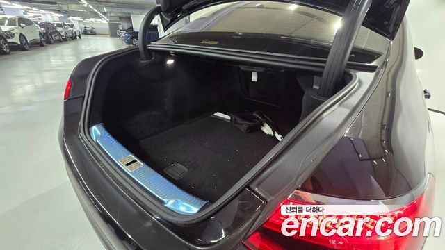 Mercedes-Benz S-Class 2023 — photo 10