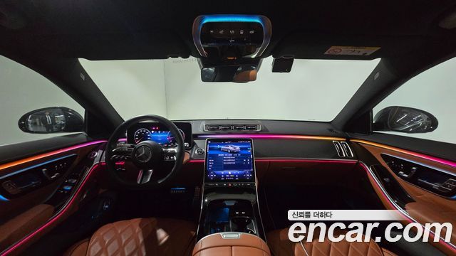 Mercedes-Benz S-Class 2023 — photo 17