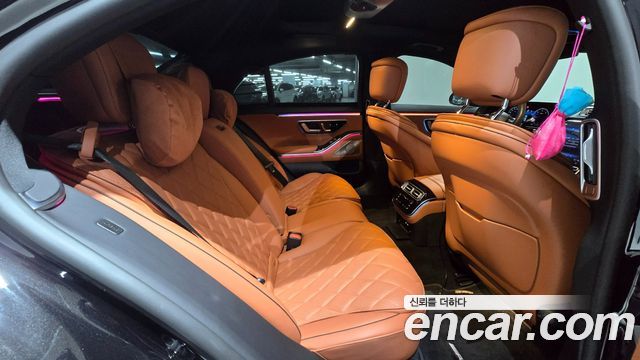 Mercedes-Benz S-Class 2023 — photo 20