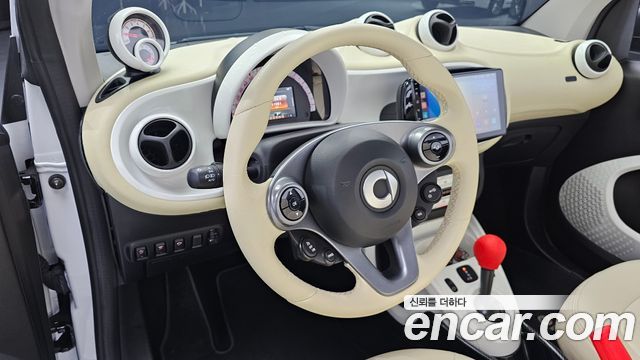 Smart Fortwo 2017 — photo 12