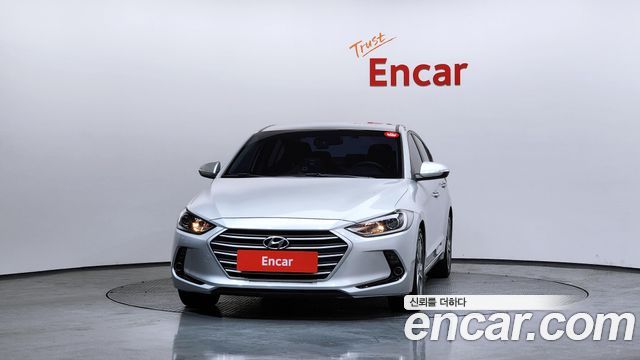 Hyundai AVANTE 2017 — photo 3