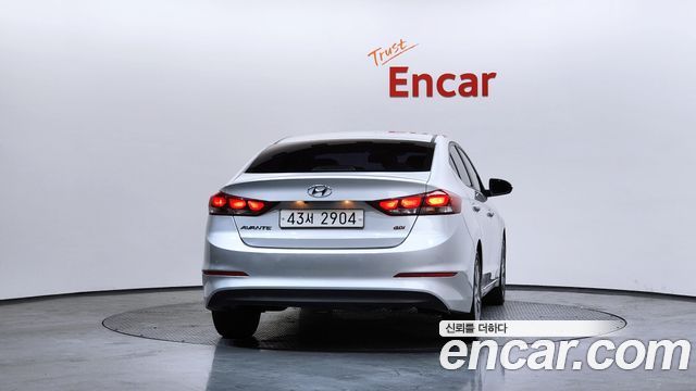 Hyundai AVANTE 2017 — photo 4