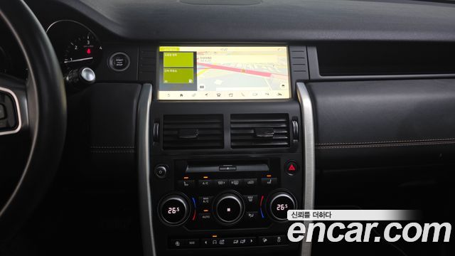 Land Rover Discovery Sport 2019 — photo 14