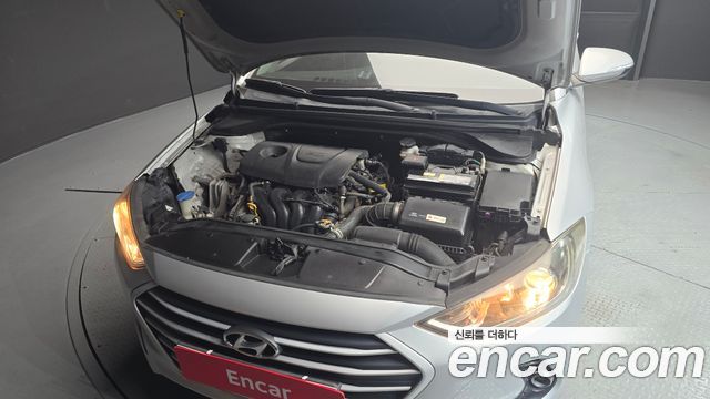 Hyundai AVANTE 2018 — photo 6