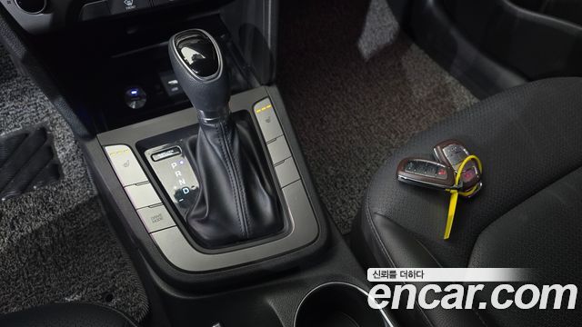 Hyundai AVANTE 2018 — photo 9