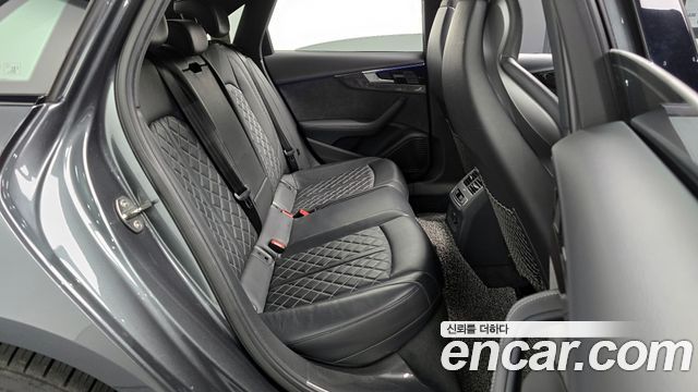 Audi S4 2021 — photo 12