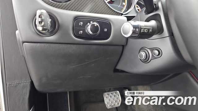 Bentley Continental 2016 — photo 18