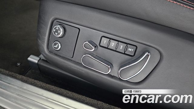 Bentley Continental 2016 — photo 19