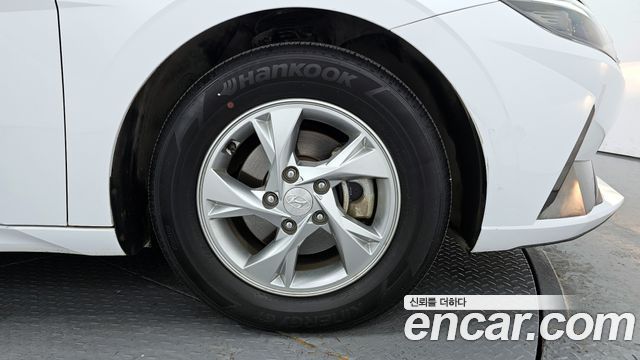 Hyundai AVANTE 2022 — photo 5