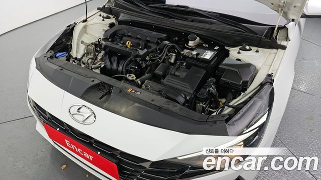 Hyundai AVANTE 2022 — photo 6