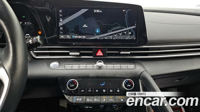 Hyundai AVANTE 2022 — photo 18