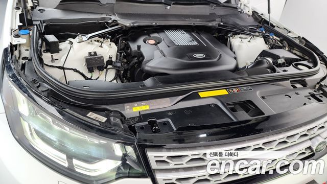 Land Rover Discovery 2018 — photo 6