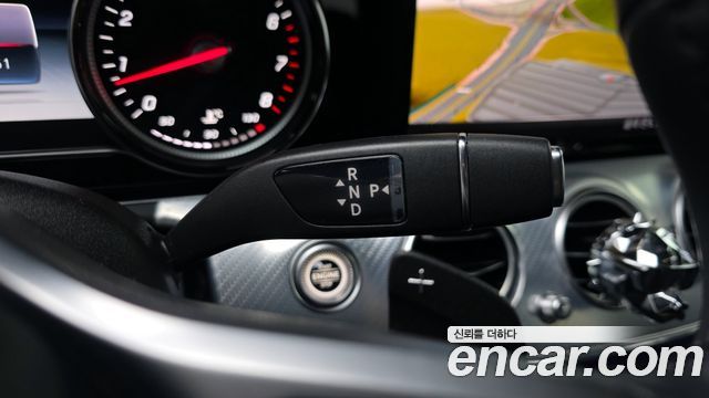 Mercedes-Benz E-Class 2020 — photo 9